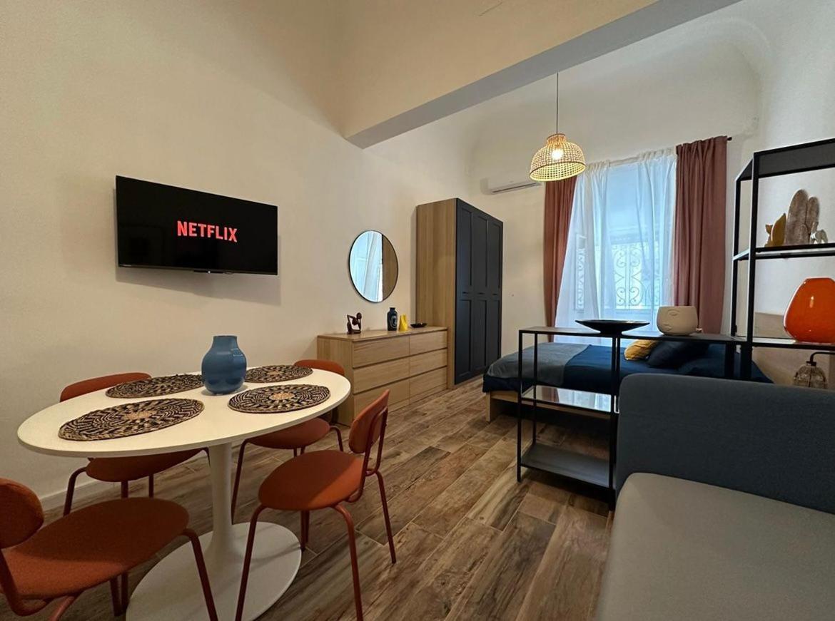 קטאניה Etna Charme Apartment מראה חיצוני תמונה